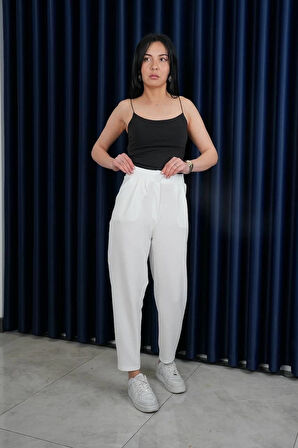 Beyaz Yüksek Bel Cepli Rahat Kesim Havuç Pantolon