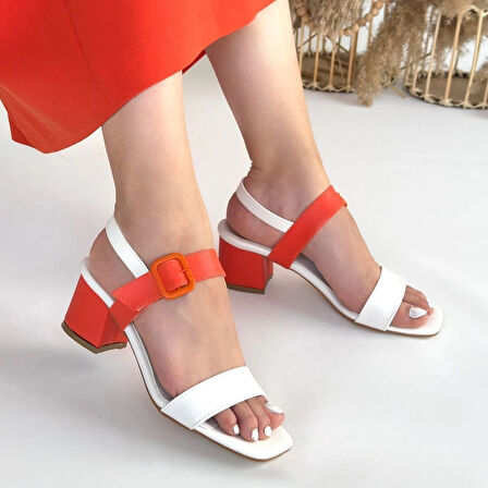 Year Beyaz Cilt Turuncu Detaylı Önü Açık Kalın Topuklu 5.5 Cm Topuklu Ayakkabı