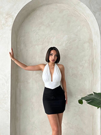 Siyah Önü Büzgülü Yüksek Bel Slim Fit Yüksek Bel Etek