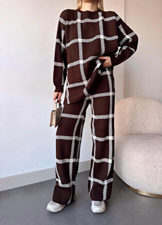 Ekoseli triko takım kahvebeyaz