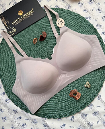 Layla İthal Buz İpek (İce-Silk) Ultra İnce Rahat Nefes Alır Görünmez Lazer Dikişsiz Sütyen