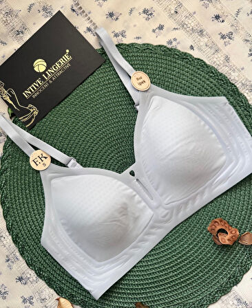 Raye İthal Buz İpek (İce-Silk) Ultra İnce Rahat Nefes Alır Dekolteli Görünmez Lazer Dikişsiz Sütyen