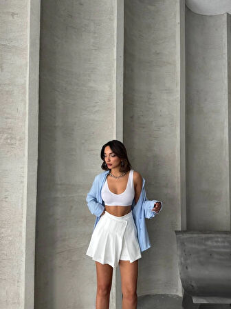 Piliseli düğmeli şort etek beyaz s25813