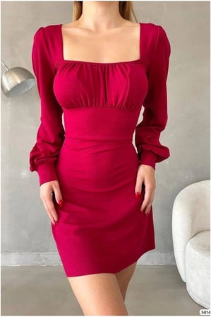 Kadın Minimal Krep Kumaş Kare Yaka Uzun Kollu Elbise