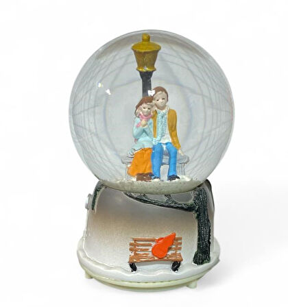 8 cm Müzikli Işıklı  Romantik Aşıklar Kar Küresi 5597