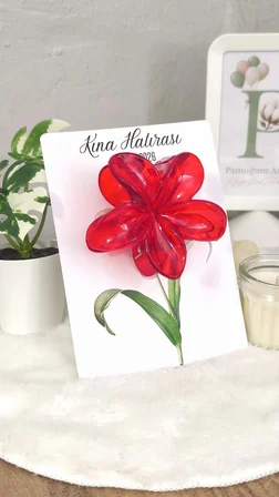Pamuğum Atelier Kına Hediyelik Kırmızı Çiçek Toka 8 cm (15 Adet)