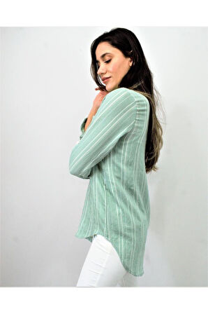 Kadın Siyah Dik Çizgili Tek Cep Arkası Uzun Oval Basic Gömlek Yb3266200