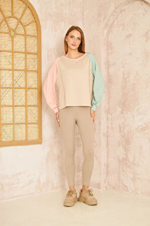 Kadın Beyaz Fıstık Yeşil Gri Yuvarlak Yaka Dikiş Detaylı Uzun Kollu Sweatshirt Bluz 3472200