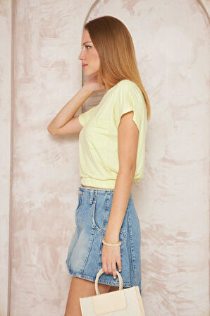 Kadın Sarı Eteği Lastikli Kısa Kol Geniş Yuvarlak Yaka Cepli Crop Bluz 3624150