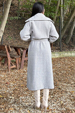 Kadın Balon Kol Uzun Şal Yaka Cepli  Kalın Örgü Triko Salaş Kaban