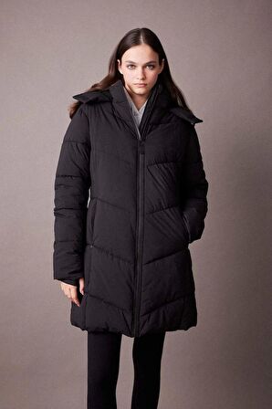 A1558 DeFactoFit Regular Fit Kapüşonlu Polar Astarlı Parka Su Geçirmez Parka