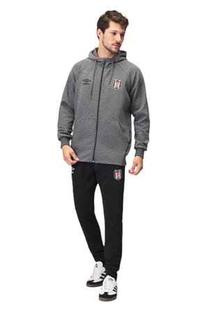 BEŞİKTAŞ ORİJİNAL LİSANSLI UMBRO KAPÜŞONLU FERMUARLI SWEATSHİRT