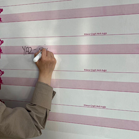 Calais® Kılavuz Çizgili Akıllı Kağıt Yazı Tahtası Duvarda İz Bırakmaz Statik Yeni Müfredata Uygun 100x56cm