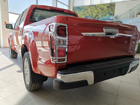 Isuzu D-Max 2018+ Uyumlu Bagaj Açma Kolu Kaplaması / Nıkelaj
