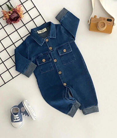 Düğme detaylı bebek kot tulum