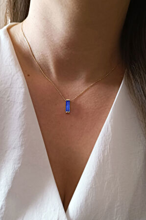 Sarı Altın Lacivert Taşlı Altın Çubuk Kolye