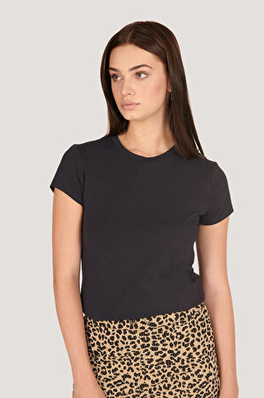 P-004953 - Kadın Sıfır Yaka Kısa Kollu Örme T-shirt - KOYU LACİVERT