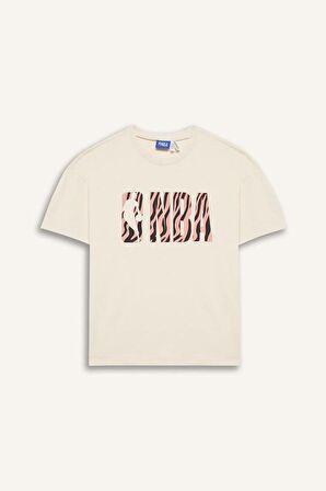 DeFacto Kız Çocuk NBA Wordmark Oversize Geniş Kalıp Bisiklet Yaka Kısa Kollu Tişört E7631A825HSBG700