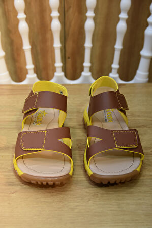 Prego (Arzen) Ortapedi Termo Kaymaz Taban Cırtlı Erkek Çocuk Sandalet KAHVE