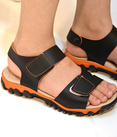 Prego (Arzen) Ortapedi Termo Kaymaz Taban Cırtlı Erkek Çocuk Sandalet SİYAH