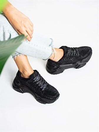 Prego (Tayyar) Gri Taşlı Yüksek Taban Bağcıklı Poli Hafif Taban Kadın Spor SİYAH