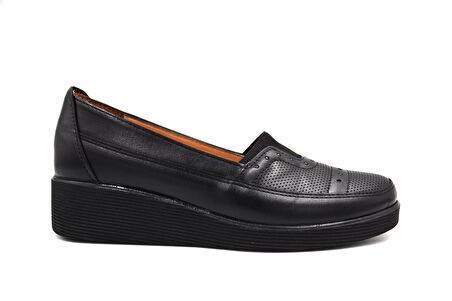 Prego İçi Hakiki Deri Jelli Poli Hafif Taban Günlük Kadın Ayakkabı SİYAH