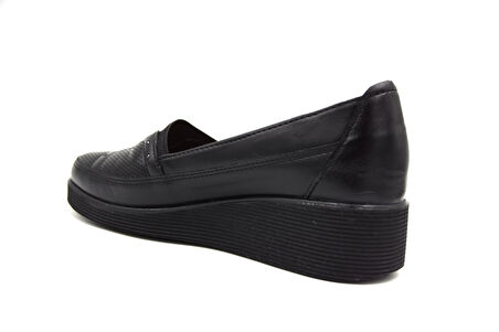 Prego İçi Hakiki Deri Jelli Poli Hafif Taban Günlük Kadın Ayakkabı SİYAH