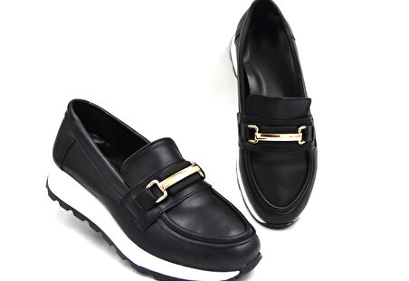 Beyaz (İzlife) Termo Kaymaz Taban Toka Detaylı Günlük Kadın Loafer Ayakkabı SİYAH