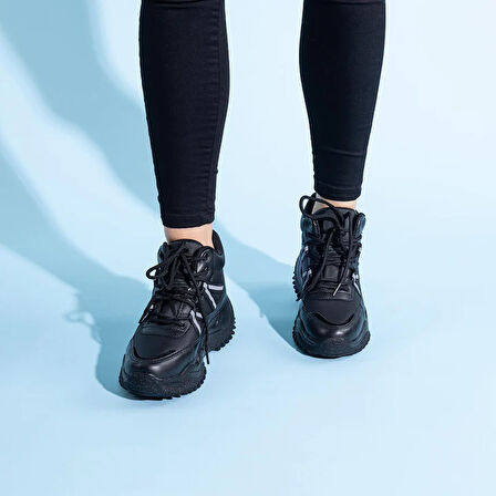 Beyaz (Flet) Poli Hafif Taban Bağcıklı Kalın Taban Kadın Bot SİYAH