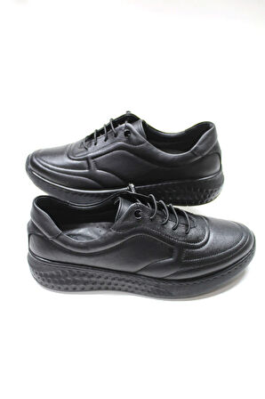 Beyaz İçi Dışı Hakiki Deri Poli Hafif Taban Lastik Bağcıklı Günlük Comfort Kadın Ayakkabı SİYAH