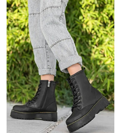 Beyaz (Soldey) Poli Hafif Taban Bağcıklı Fermuarlı Günlük Kadın Postal SİYAH