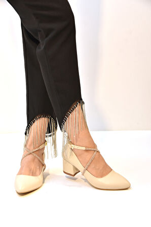 Prego (Wiesse) Taş Biye Detaylı Kalın Topuklu Kadın Ayakkabı BEYAZ