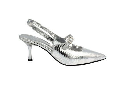 Prego Kapalı Burun Toka Detaylı Topuklu Kadın Ayakkabı GUMÜŞ