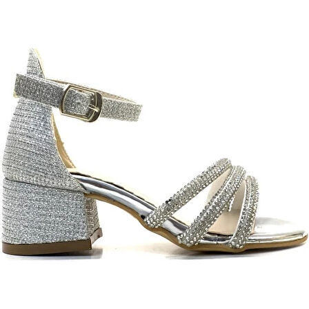 Prego Taş Biye Detaylı Tokalı Çocuk Abiye Ayakkabı GUMÜŞ