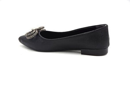 Beyaz (Shoes) Taş Biye Toka Detaylı Günlük Kadın Babet SİYAH