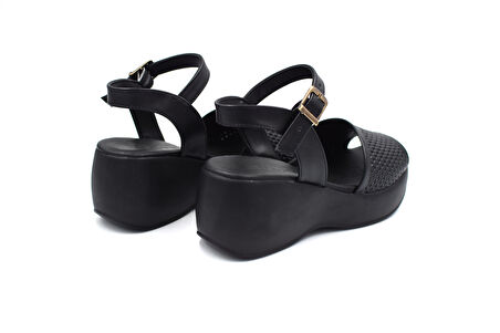 Beyaz (Shoes) Poli Hafif Taban Dolgu Topuklu Günlük Kadın Sandalet SİYAH