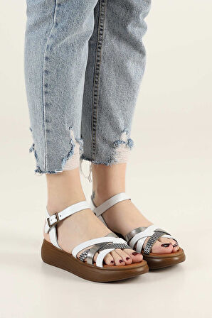 Beyaz (Kırcalı) Poli Hafif Taban Deri Tokalı Kadın Sandalet BEYAZ