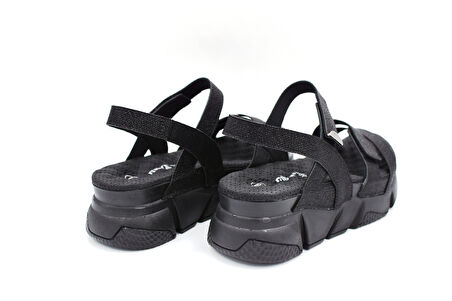 Muya Olimba 34201 Poli Hafif Taban Cırtlı Masajlı Günlük Kadın Sandalet SİYAH