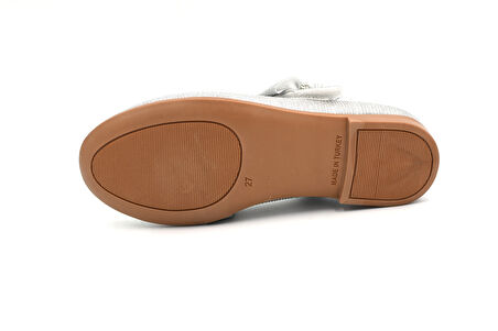 Beyaz (Ortaç Kids) Termo Kaymaz Taban Cırtlı Ortapedik Kız Çocuk Babet GUMÜŞ