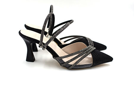 Prego (Park Moda) Taş Biye Detaylı Burnu Kapalı Kadın Abiye Ayakkabı SİYAH