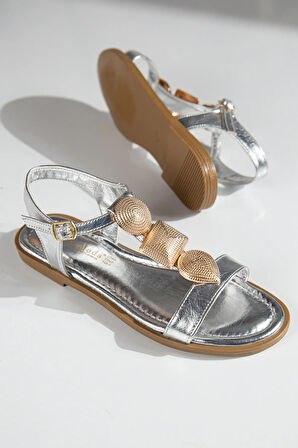 Prego (Park Moda) Aksesuarlı Kadın Günlük Tokalı Sandalet GUMÜŞ