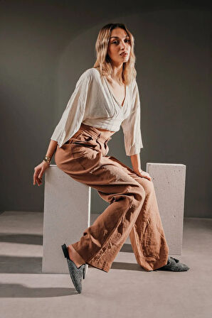 Beyaz (Park Moda) Burnu Kapalı Günlük Hasır Terlik SİYAH