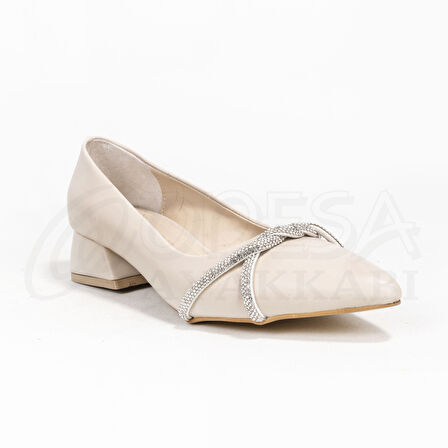 Prego (Ayem) Alçak Topuklu Günlük Kadın Ayakkabı BEJ