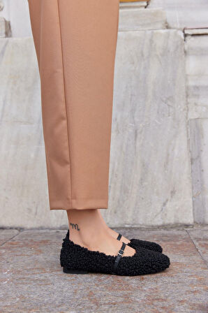 Beyaz (London) Ortadan Atklılı Kürklü Günlük Kadın Babet SİYAH