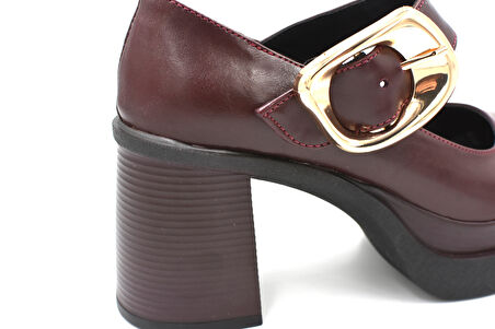 Beyaz (London) Poli Hafif Taban Gold Toka Detaylı Yüksek Topuklu Platform Kadın Ayakkabı BORDO