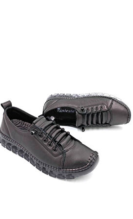 Beyaz (İniesta) Kuko Hakiki Deri Termo Kaymaz Taban Comford Günlük Kadın Ayakkabı SİYAH