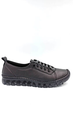 Beyaz (İniesta) Kuko Hakiki Deri Termo Kaymaz Taban Comford Günlük Kadın Ayakkabı SİYAH