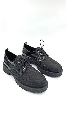 Beyaz (London) Lala Termo Kaymaz Taban Bağcıklı Günlük Kadın Ayakkabı SİYAH