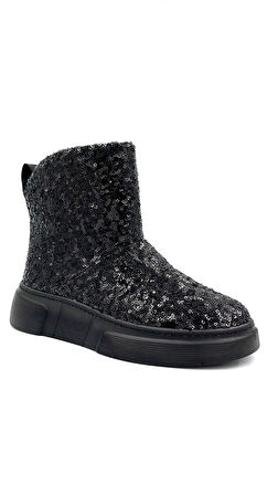 Beyaz (Park Moda) Yıldız Pullu Detay Poli Hafif Taban Güklük Kadın Bot SİYAH