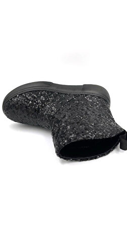 Beyaz (Park Moda) Yıldız Pullu Detay Poli Hafif Taban Güklük Kadın Bot SİYAH